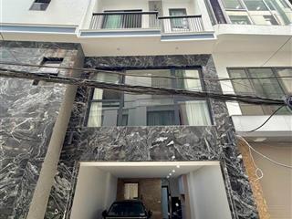 Bán nhà ngọc thuỵ dt50m2,7 tầng, thang máy, full nội thất , ô tô 7 chỗ vào nhà , gần phố, ở thích