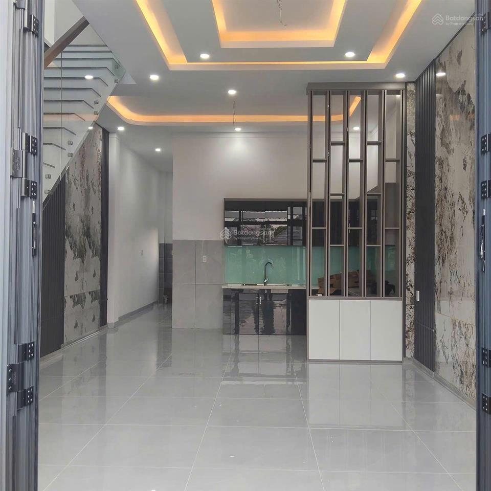 Bán nhà mới xây 1 lầu 1 trệt tại tân vĩnh hiệp  tân uyên, giá 2 tỷ 9