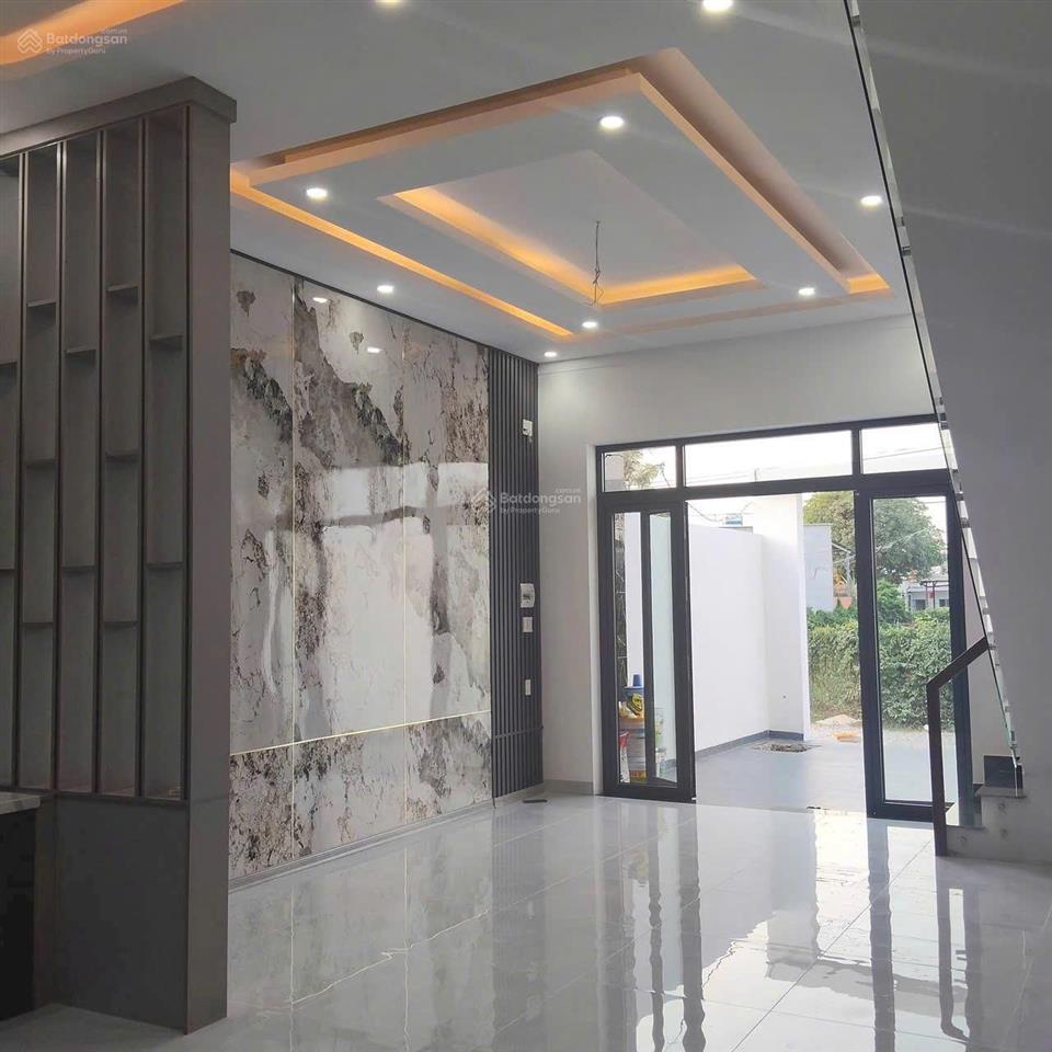 Bán nhà mới xây 1 lầu 1 trệt tại tân vĩnh hiệp  tân uyên, giá 2 tỷ 9