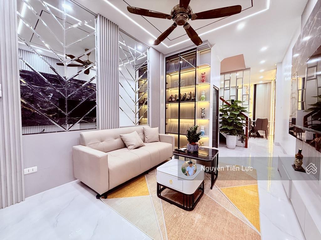 Bán nhà siêu đẹp phố hồng mai  bạch mai  hai bà trưng  42m2  9.3 tỷ