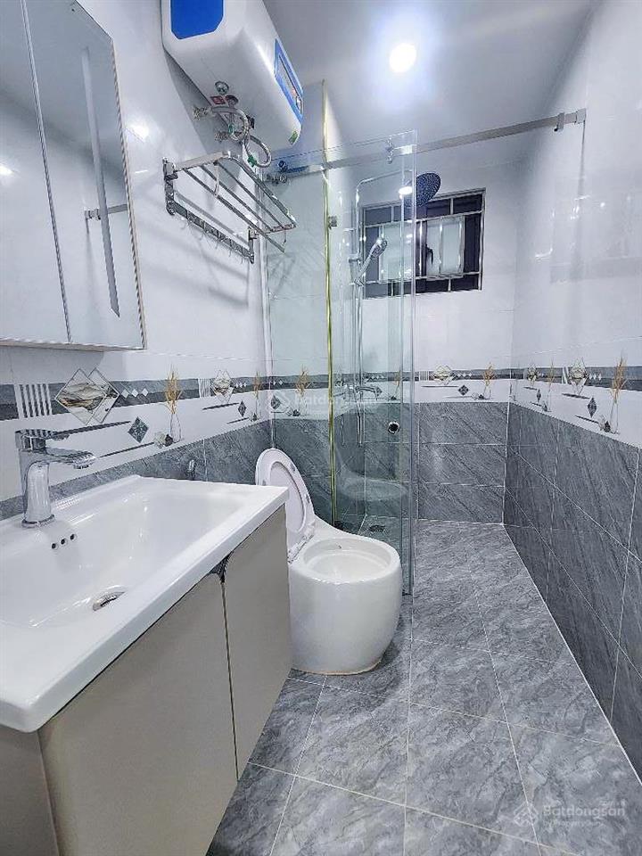 Nhà mới thanh nhàn 45m 6 tầng thang máy gần phố 15 tỷ