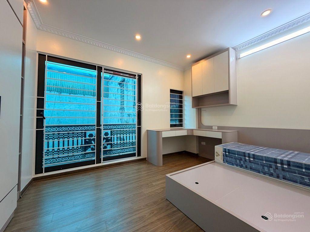 Nhà lò đúc lõi hai bà trưng 50m 6 tầng thang máy 14 tỷ