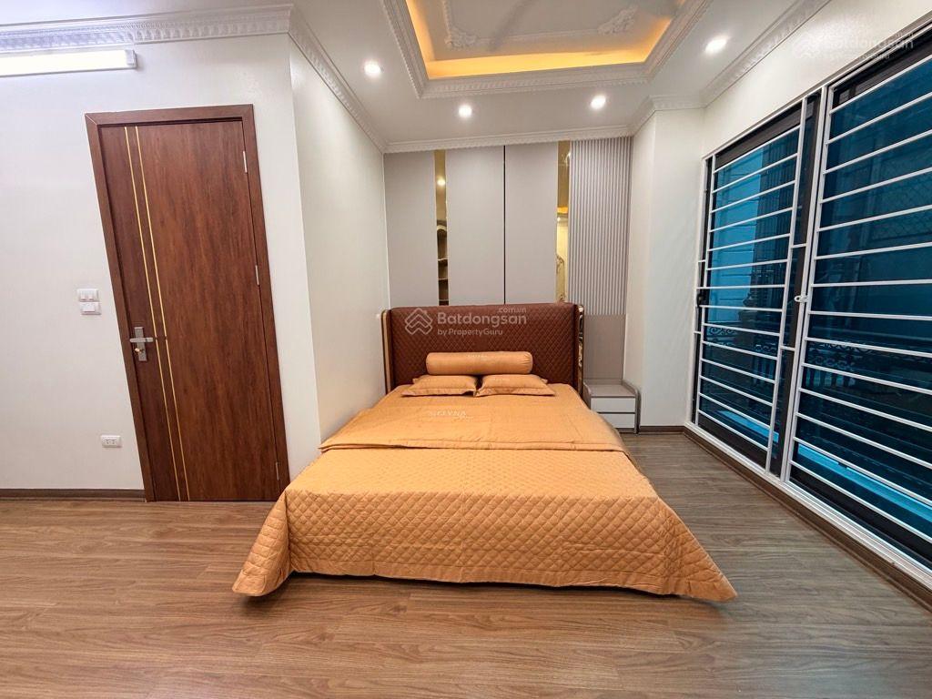 Nhà lò đúc lõi hai bà trưng 50m 6 tầng thang máy 14 tỷ