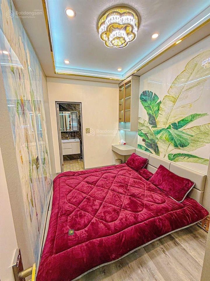 Nhà chùa quỳnh thanh nhàn 40m 5 tầng 6 pn khép kín gần oto 12 tỷ