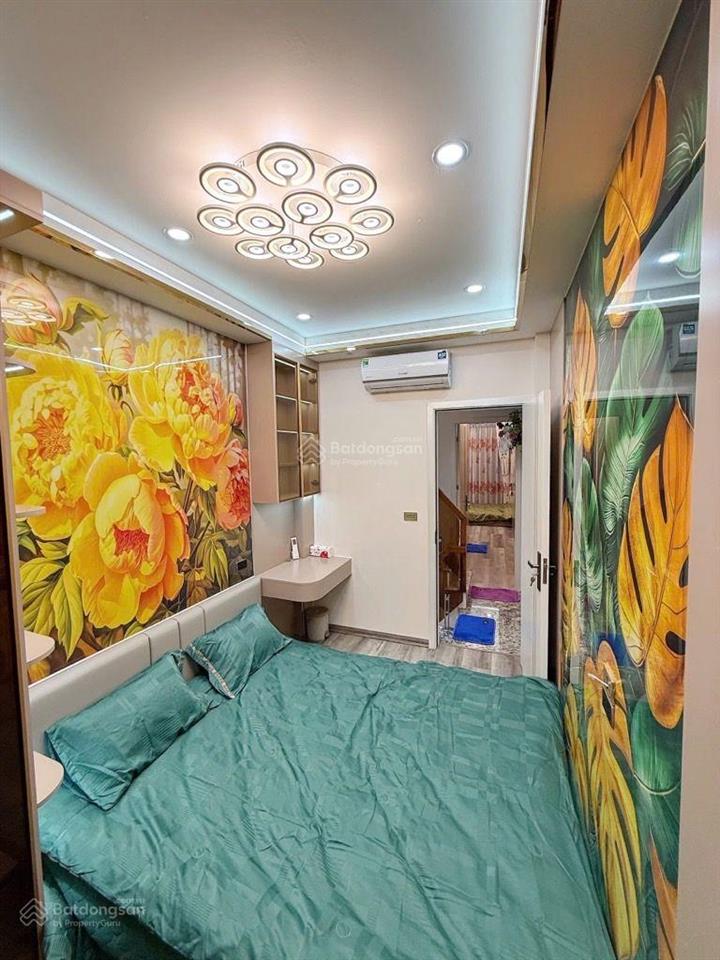 Nhà chùa quỳnh thanh nhàn 40m 5 tầng 6 pn khép kín gần oto 12 tỷ