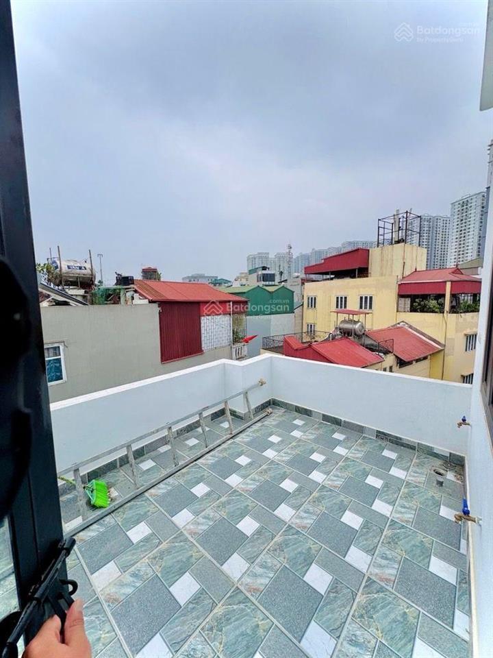 Nhà minh khai lô góc 3 thoáng 5 tầng thang máy gần ô tô 32m2 10.5 tỷ