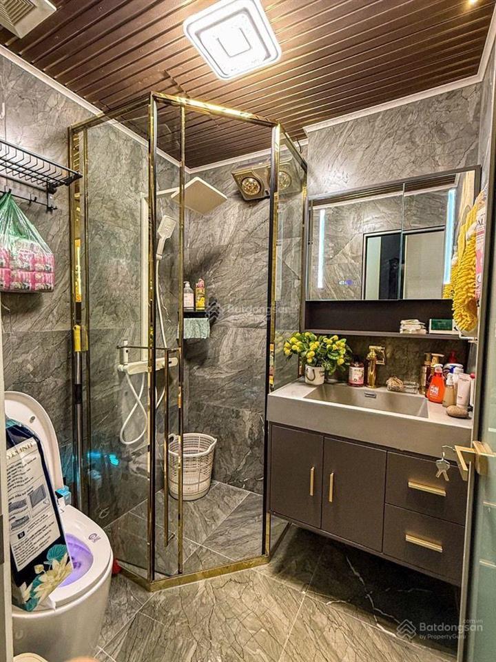 Nhà minh khai 40m 5 tầng thang máy gần timecity full nội thất cao cấp 13 tỷ
