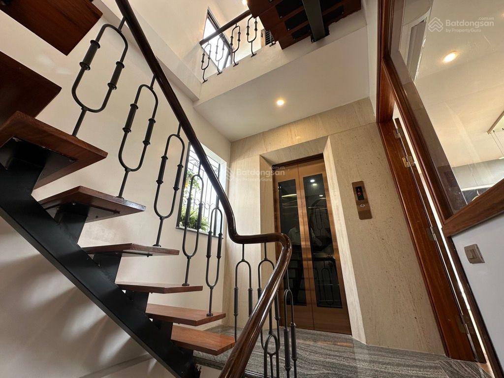 Nhà bạch mai 50m 6 tầng thang máy ô tô đỗ cửa cách phố 16m 14.3 tỷ