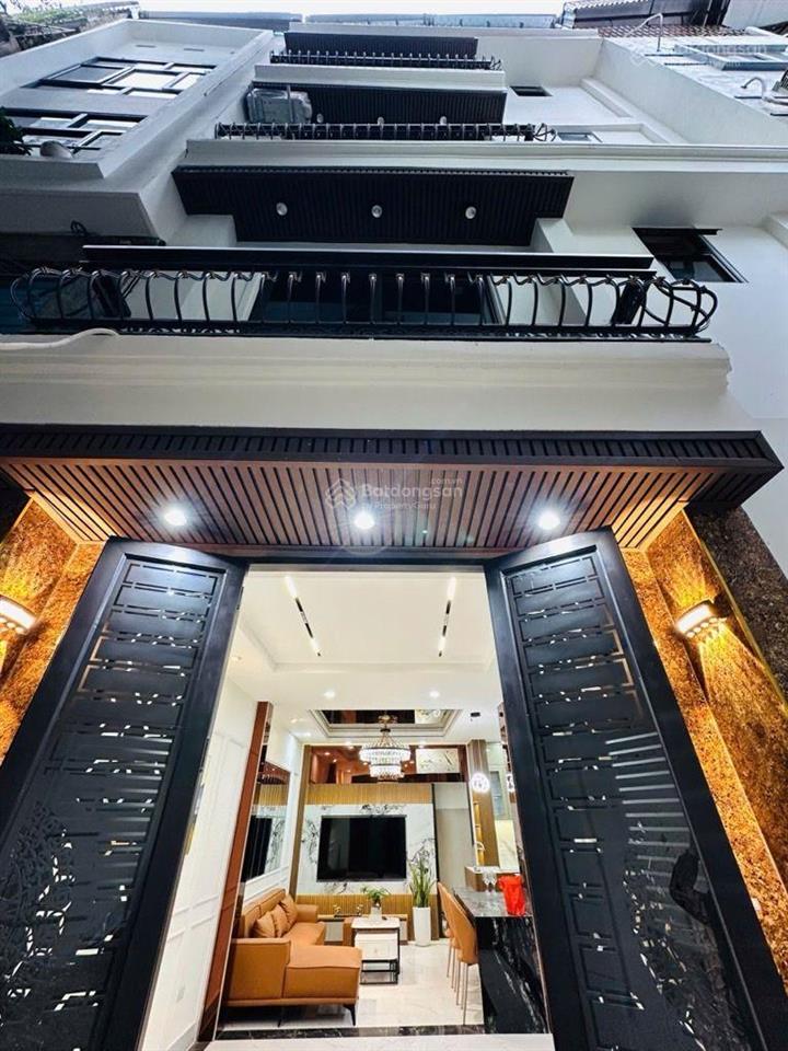Siêu phẩm nhà đẹp phố trương định 50m2 5 tầng thang máy full nội thất, giá 11 tỷ