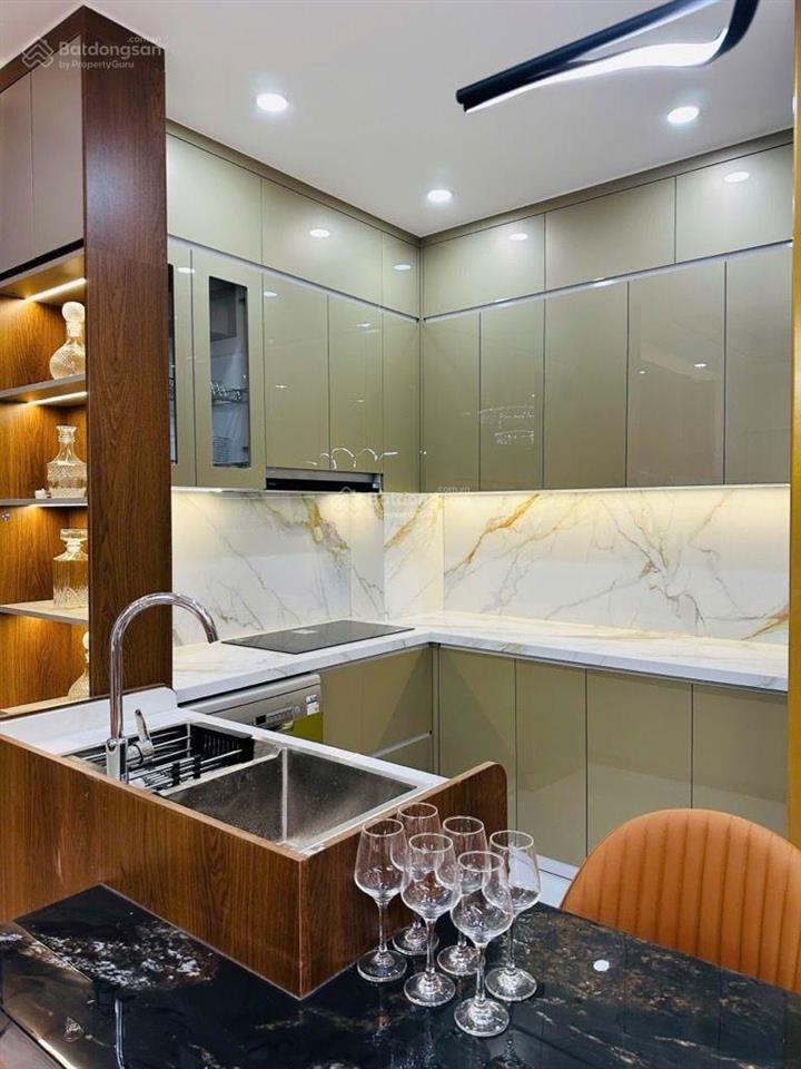Siêu phẩm nhà đẹp phố trương định 50m2 5 tầng thang máy full nội thất, giá 11 tỷ