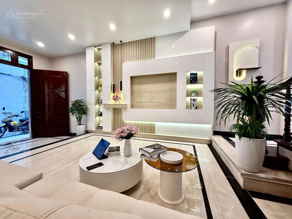 Nhà minh khai 55m2 mặt tiền khủng vài bước ra phố 2 thoáng vĩnh viễn nội thất vip ở sướng  12.5tỷ