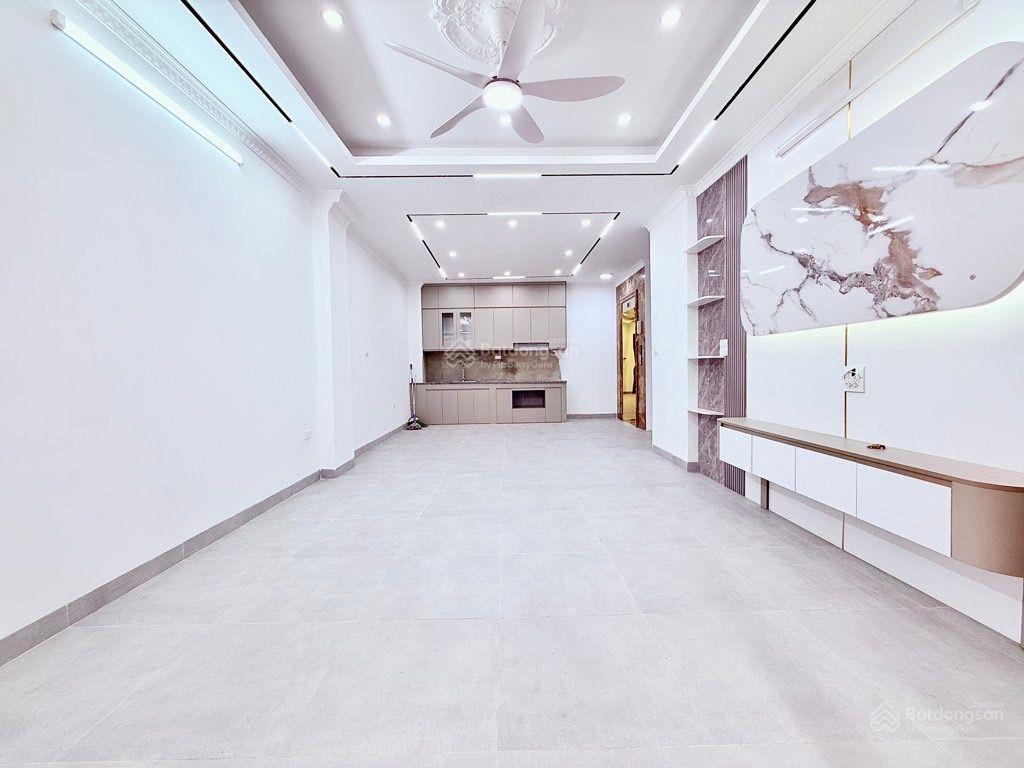 Nhà minh khai 50m2 xây mới độc lập 5 tầng thang máy gần time city  12 tỷ