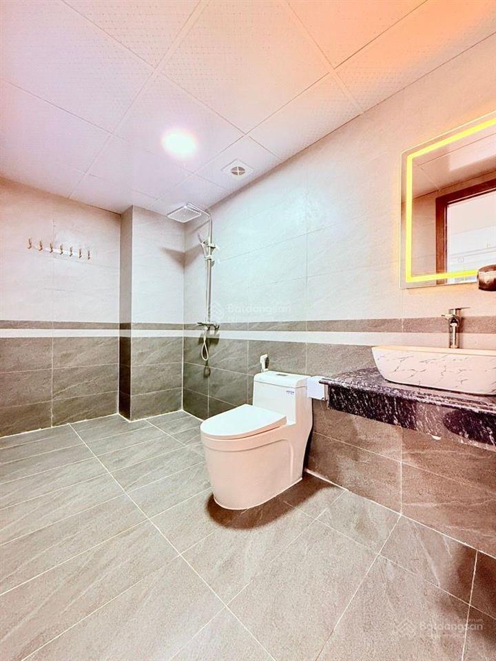 Nhà minh khai 50m2 xây mới độc lập 5 tầng thang máy gần time city  12 tỷ