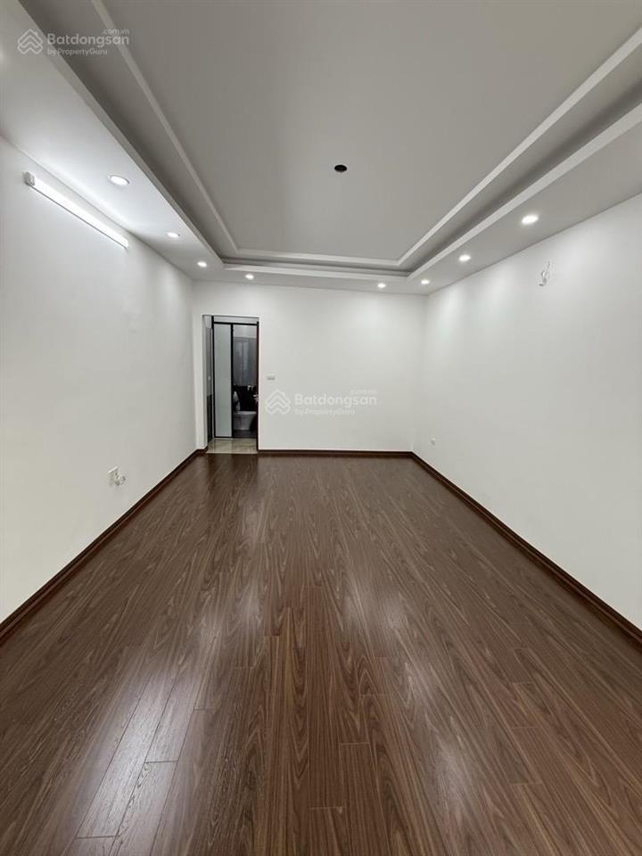 Nhà trần đại nghĩa 40m2 5 tầng thang máy ô tô thông kinh doanh 12.5 tỷ
