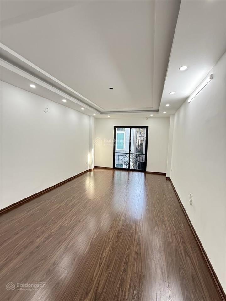 Nhà trần đại nghĩa 40m2 5 tầng thang máy ô tô thông kinh doanh 12.5 tỷ
