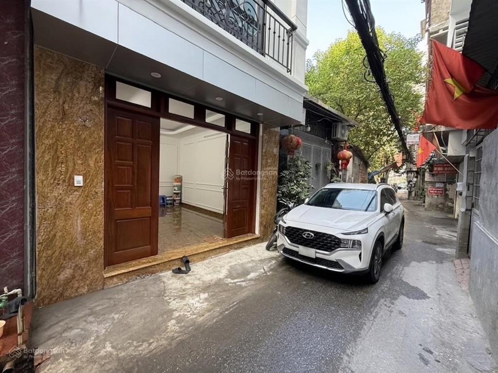 Nhà trần đại nghĩa 40m2 5 tầng thang máy ô tô thông kinh doanh 12.5 tỷ