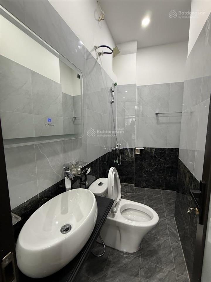 Nhà trần đại nghĩa 40m2 5 tầng thang máy ô tô thông kinh doanh 12.5 tỷ