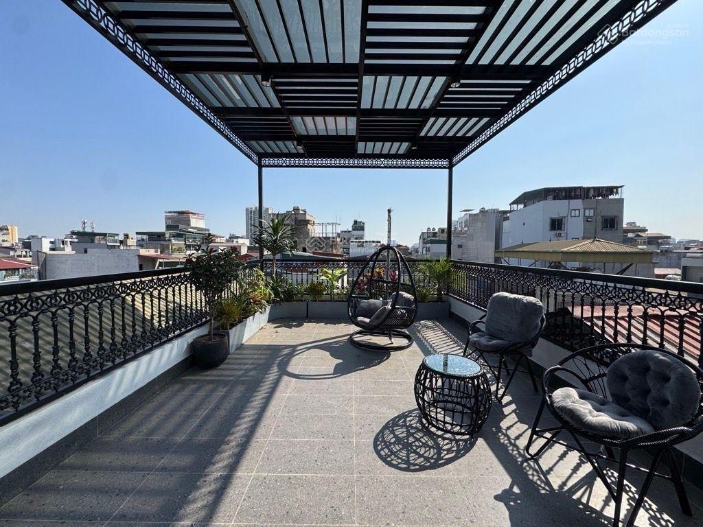 Siêu phẩm nhà đẹp lung linh khương đình 6 tầng thang máy ngõ rộng gần phố full nội thất  13 tỷ