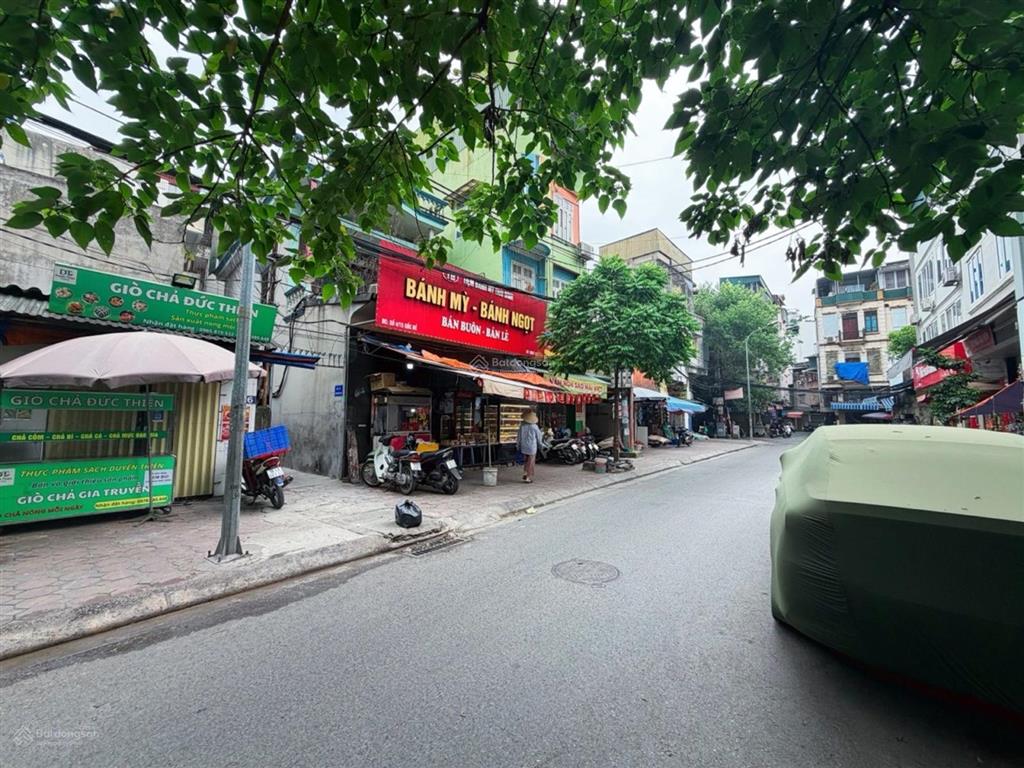 Nhà mặt ngõ cực gần phố, cách 10m ra ô tô tránh  ở hoặc cho thuê có dòng tiền  giá hời 10 tỷ