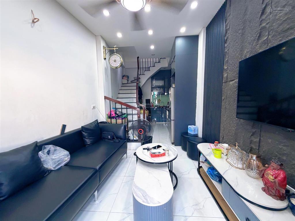 Mặt phố minh khai 45m  ô tô tránh nhau  vỉa hè đá bóng  vị trí kinh doanh, vp đỉnh cao  22 tỷ