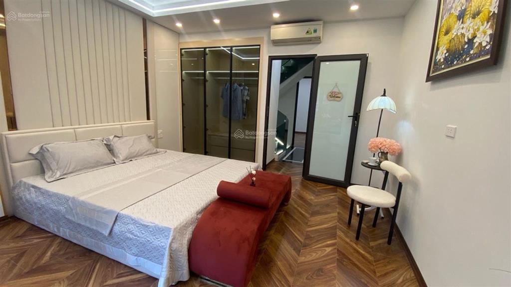Siêu phẩm phố trương định nhà đẹp mới tinh  mặt ngõ thông rộng, 3 bước ra ô tô  10 tỷ