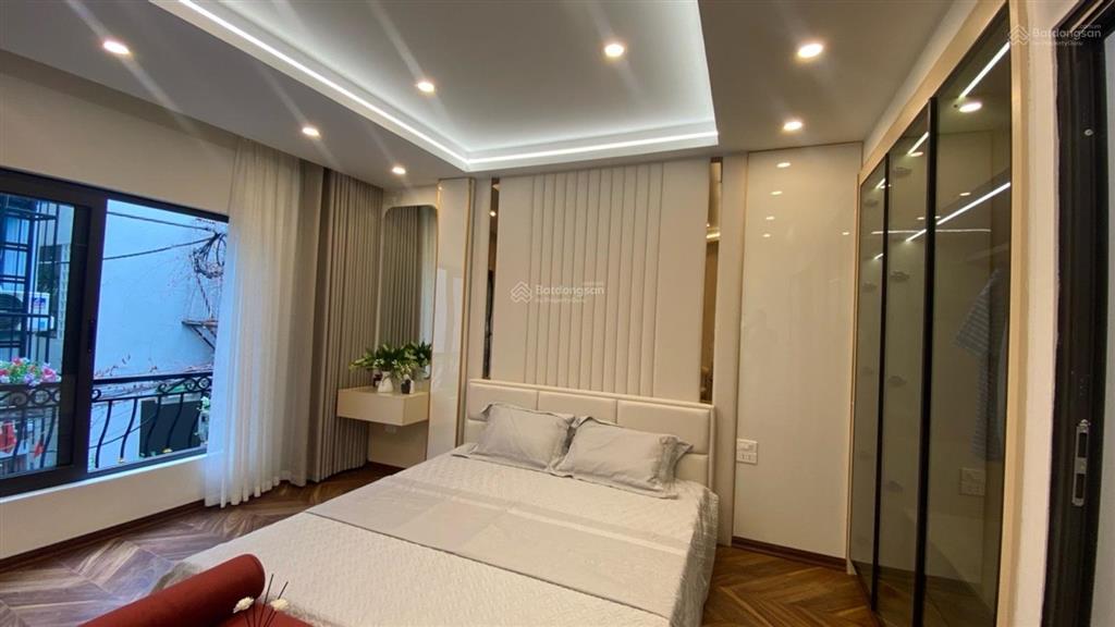 Siêu phẩm phố trương định nhà đẹp mới tinh  mặt ngõ thông rộng, 3 bước ra ô tô  10 tỷ