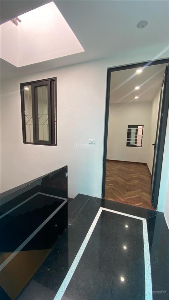 Siêu phẩm phố trương định nhà đẹp mới tinh  mặt ngõ thông rộng, 3 bước ra ô tô  10 tỷ