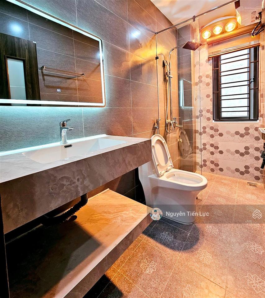 Gấp bán nhà hồ đền lừ, hoàng mai, view đẹp, 15m ra đường ô tô, 9.5 tỷ. full nội thất