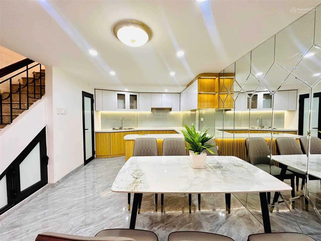 Siêu phẩm nhà đẹp 50m2 lô góc, ô tô đỗ cửa, view hồ đền lừ, hoàng mai, xây mới 5 tầng