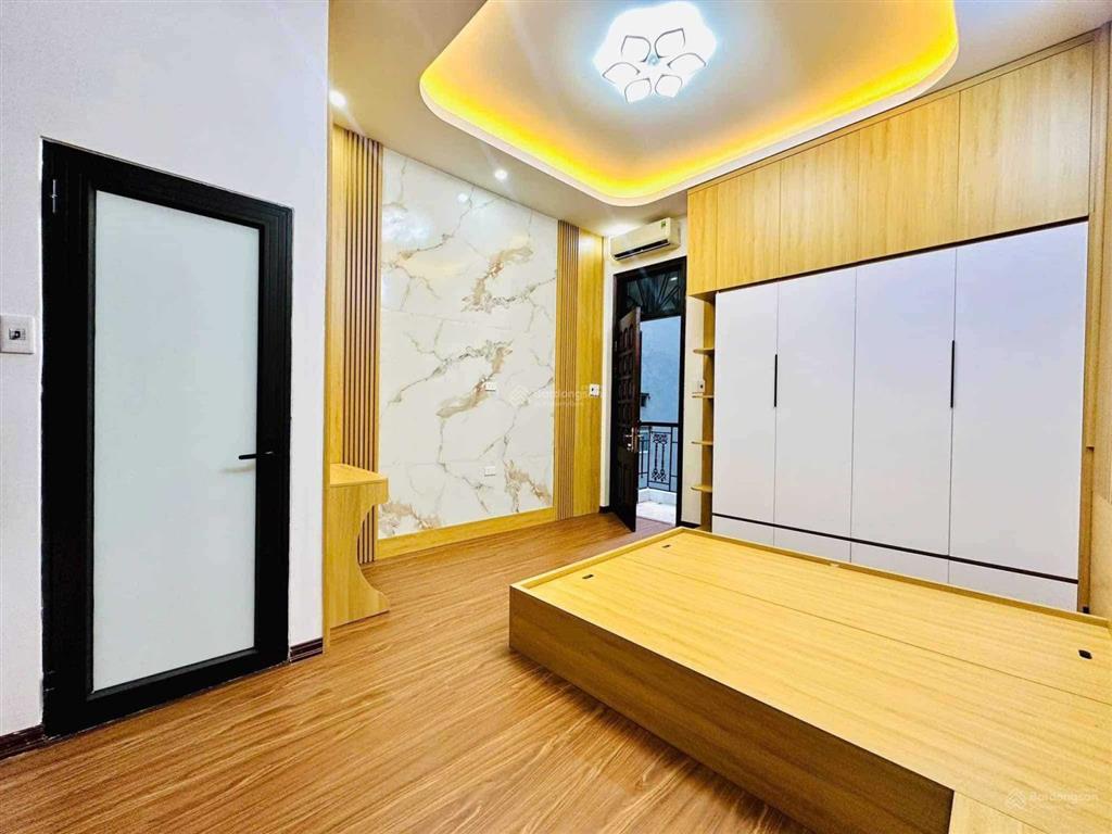 Siêu phẩm nhà đẹp 50m2 lô góc, ô tô đỗ cửa, view hồ đền lừ, hoàng mai, xây mới 5 tầng