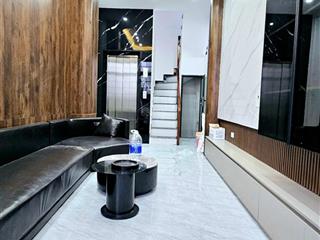Nhà mới kong phố trần đại nghĩa  6 tầng thang máy  9 tỷ, cách phố vài bước chân. giá tốt khu vực