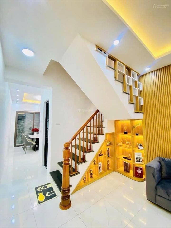 Nhà đẹp vừa ở vừa cho thuê dt 50m  5pn full nội thất  gần mặt phố minh khai  12.2 tỷ