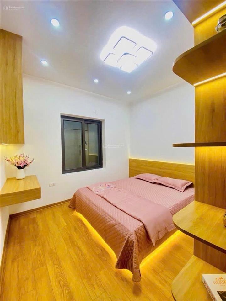 Nhà đẹp vừa ở vừa cho thuê dt 50m  5pn full nội thất  gần mặt phố minh khai  12.2 tỷ