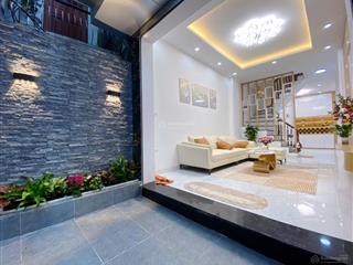 Nhà đẹp lung linh hoàng mai  giao minh khai  gần ô tô  dt 42m2 full nội thất  8.5 tỷ