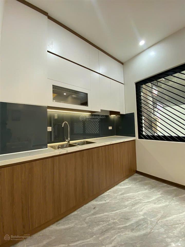 Bán nhà phố hoàng mai  hồ đền lừ  ô tô đỗ cổng  dt 40m2 mặt tiền 6m, siêu thoáng
