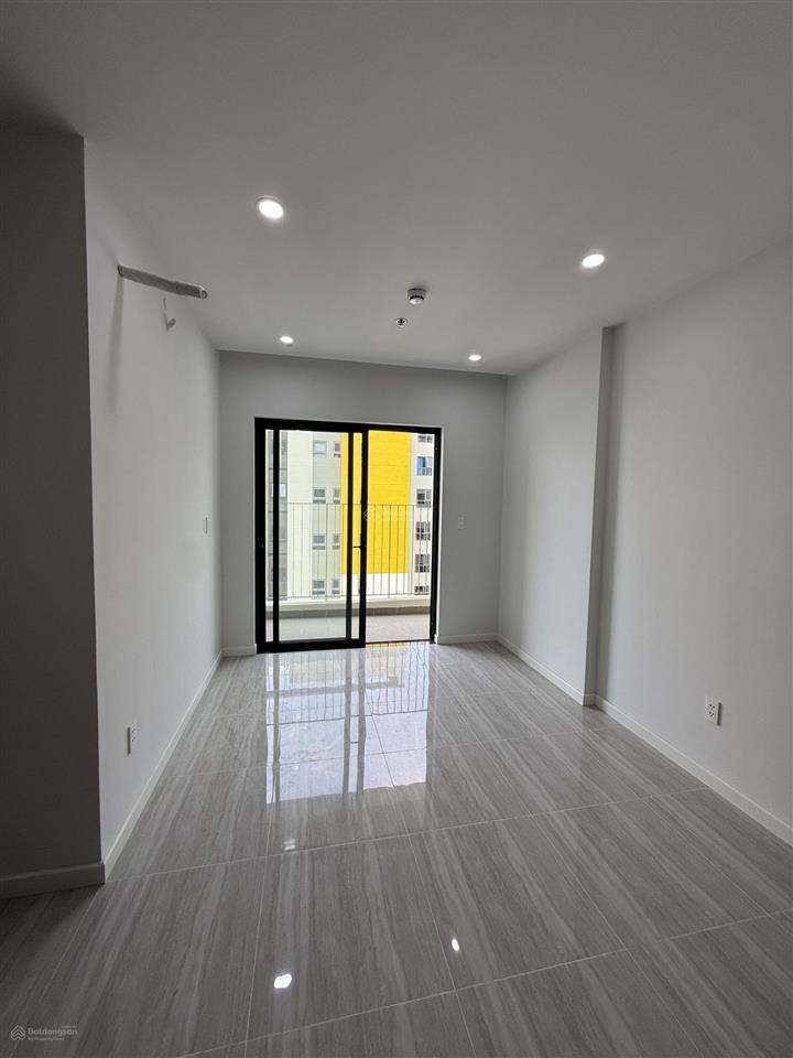 Giá sốc chỉ 6,5 triệu căn góc 2pn 2wc bcons city nhà mới 100% làng đh