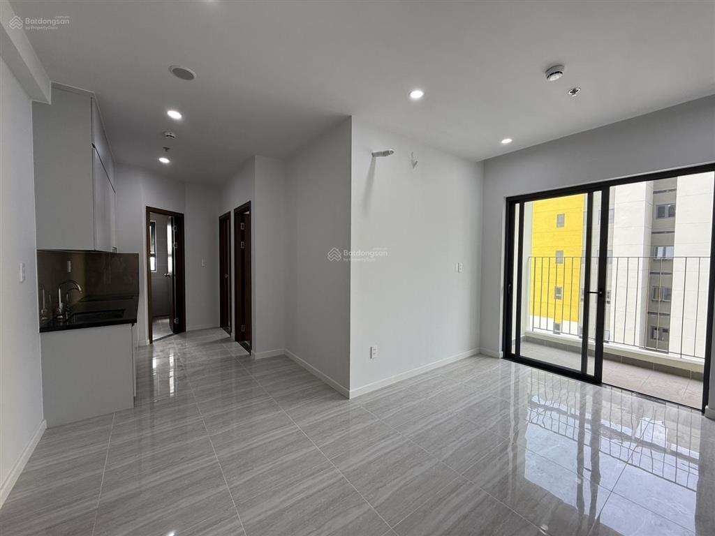 Giá sốc chỉ 6,5 triệu căn góc 2pn 2wc bcons city nhà mới 100% làng đh