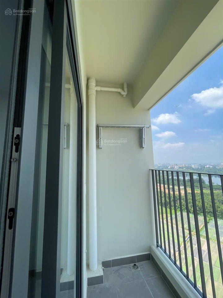 Cho thuê căn hộ 52m2, 2pn, 2wc chung cư bcons green topaz  chỉ 5,5 triệu/tháng