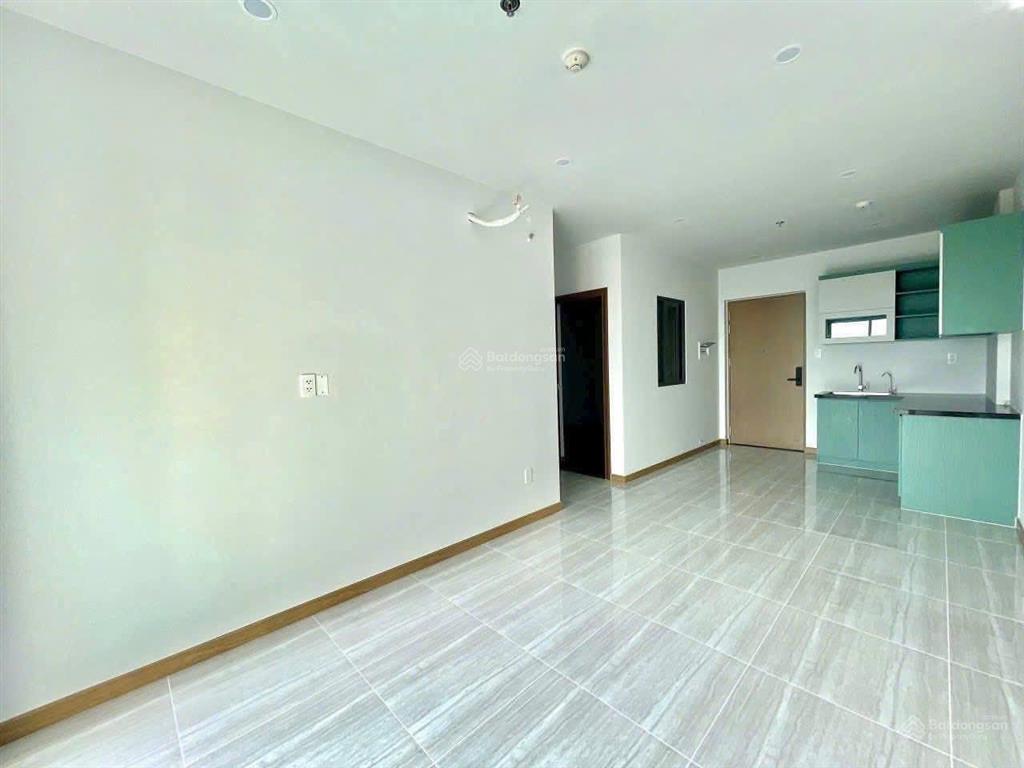 Cho thuê căn hộ 52m2, 2pn, 2wc chung cư bcons green topaz  chỉ 5,5 triệu/tháng