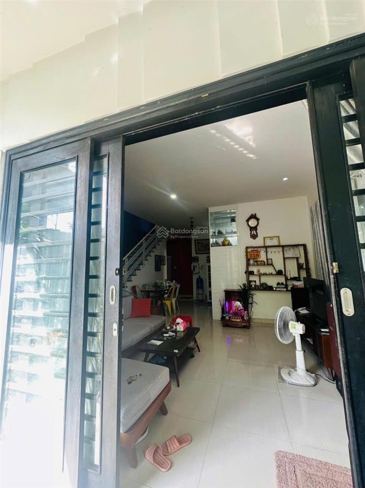 Bán gấp nhà view sông ngang 7m tttp nha trang hẻm hương lộ ngọc hiệp ngay cầu hộ 0906 534 ***