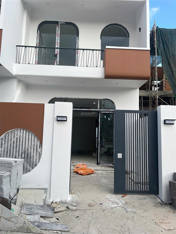 Bán 4 căn nhà đẹp mới xây sát bên tái định cư diên toàn diên khánh nha trang
