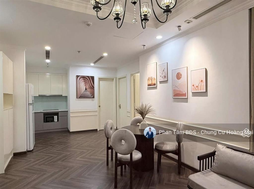 (cực tốt) bán căn hộ 2.5pn/2wc, dt 83m2, tầng trung, view hồ, giá 7 tỷ, sổ hồng, tại green park