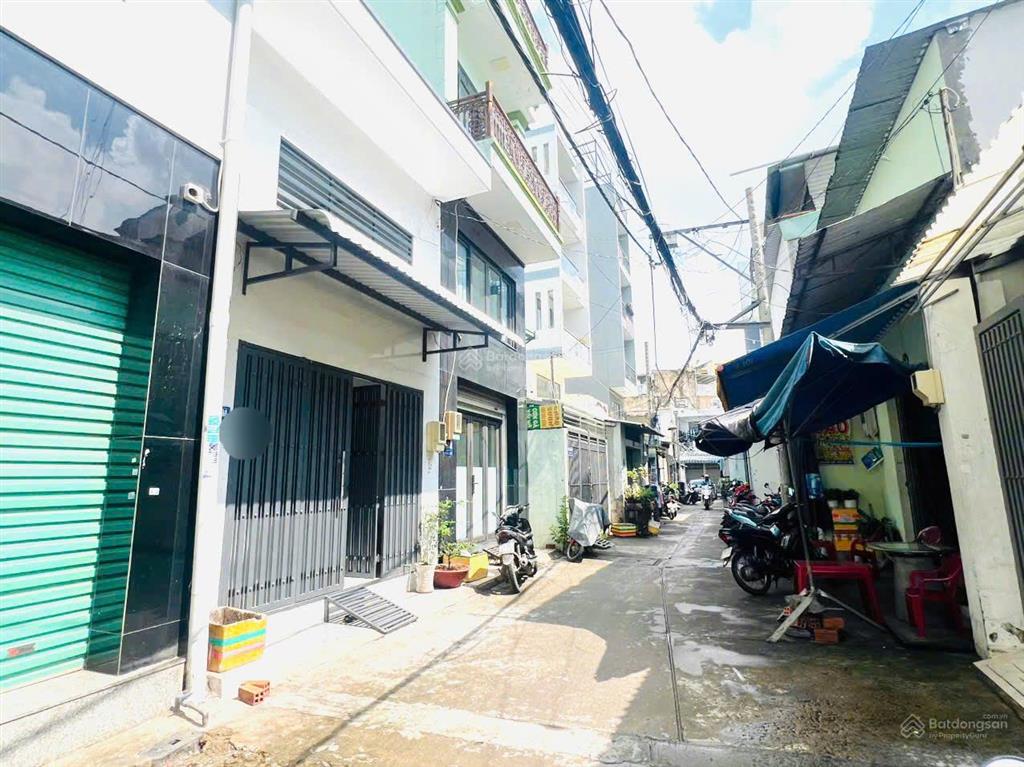 Nhà hẻm thông phường tân sơn nhì (4mx19m), lửng mới ở liền. giá 7 tỷ