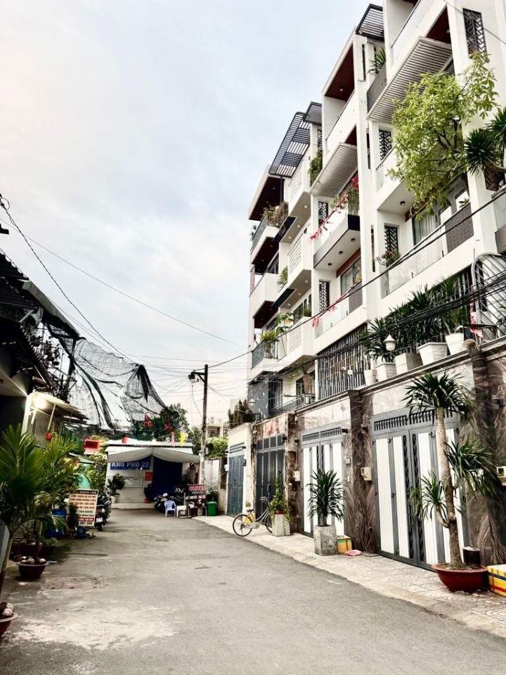 NHÀ ĐẸP GÒ VÁP - VÀI BƯỚC RA MẶT PHỐ - NHỈNH 3 TỎI