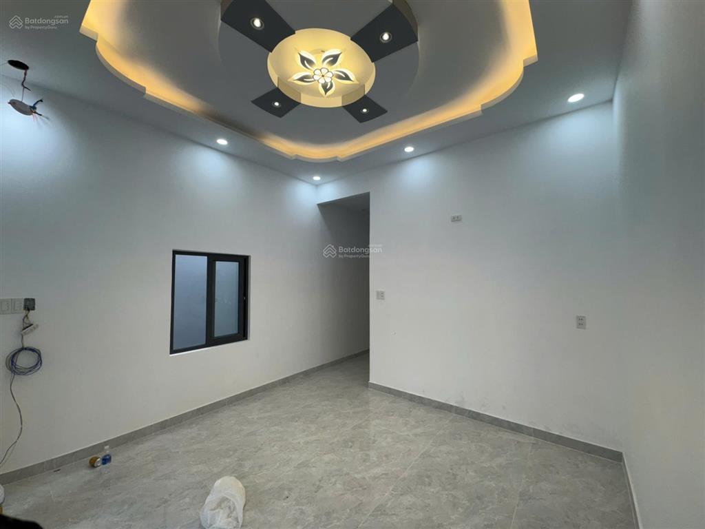 Bán nhà dt (5 x 19) 97m² full nội thất 2pn  giáp ranh q12  sổ sẵn  nhà mới ở ngay