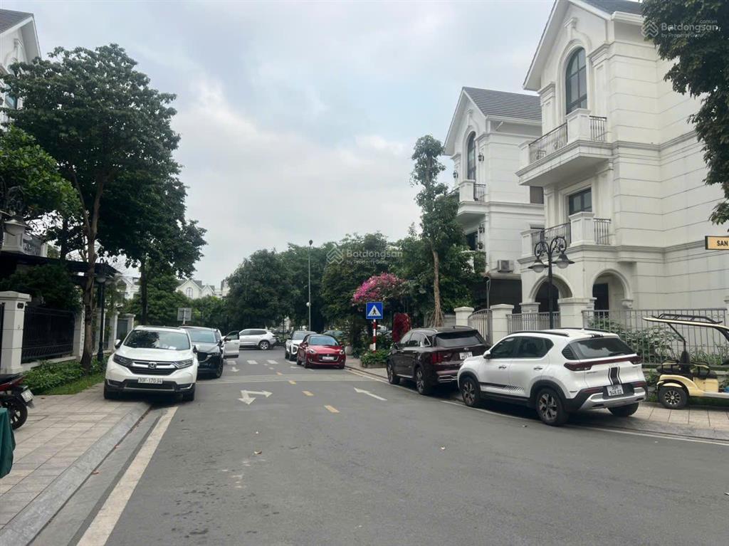 Bán biệt thự đơn lập 2 mặt tiền kinh doanh khu san hô vinhomes ocean park 1 gia lâm 224m2 giá 60 tỷ