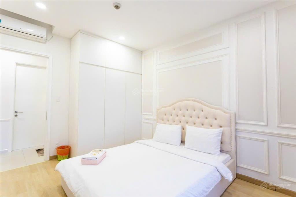 Quản lý nhiều căn 1pn cần bán tại sunrise city, quận 7, đã có sổ hồng.  0909 982 *** thư