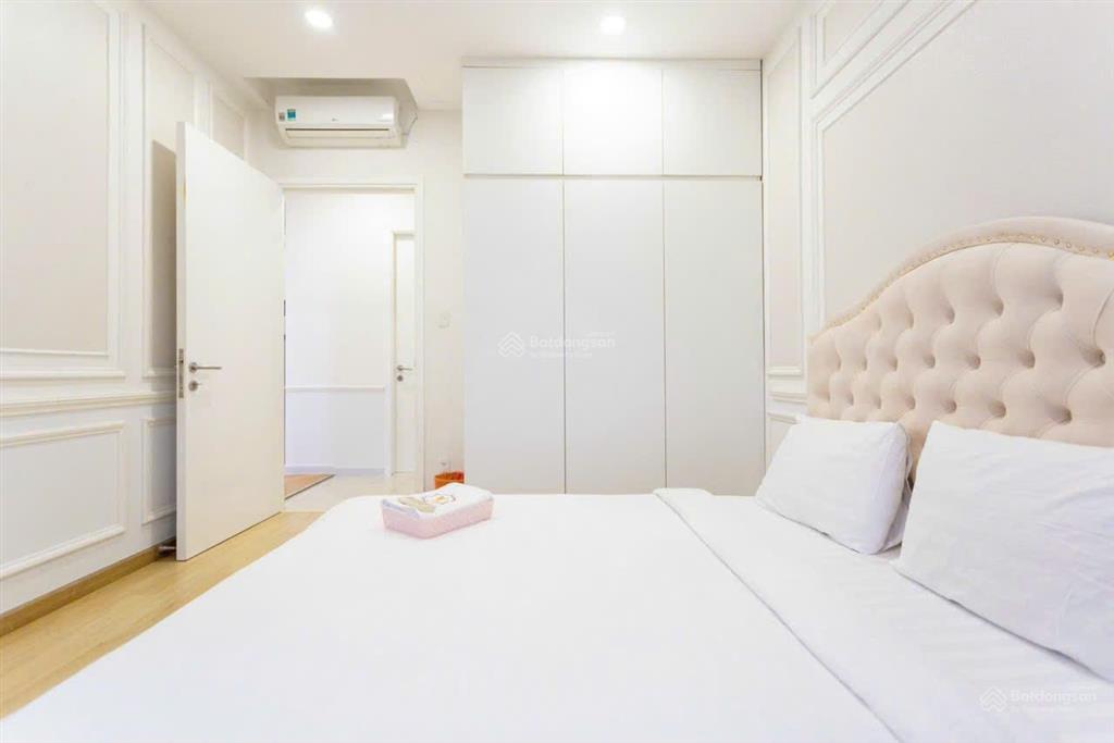 Quản lý nhiều căn 1pn cần bán tại sunrise city, quận 7, đã có sổ hồng.  0909 982 *** thư