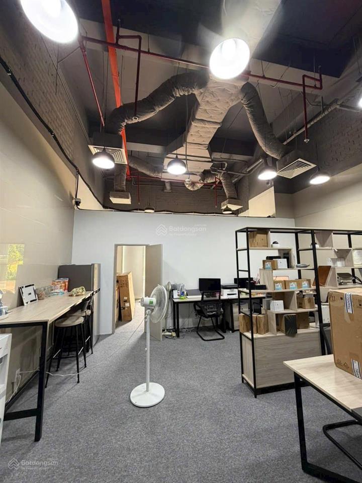Bán shophouse sunrise city quận 7  đã có sổ  giá 9 tỷ 5  đang sẵn dòng tiền   0909 982 *** thư
