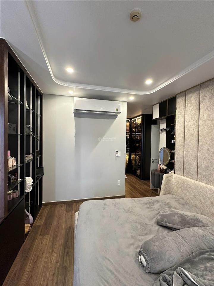 Không gian sống đẳng cấp  rộng rãi 147m  3pn tại trung tâm quận 7  sổ hồng lâu dài
